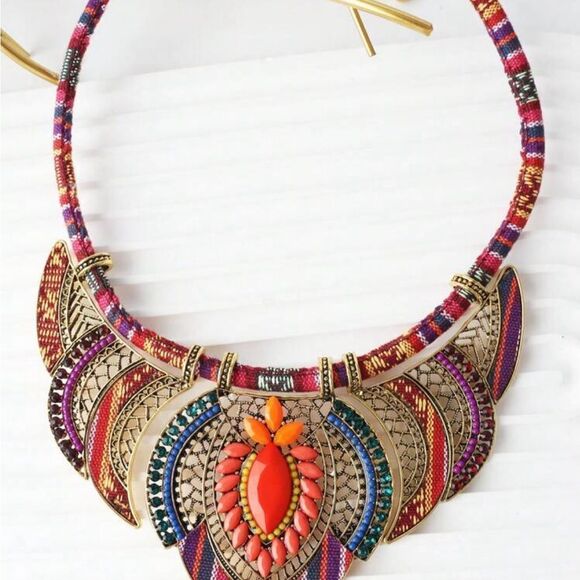 Bohemian Style Necklace and earrings set - Picture 6 of 14